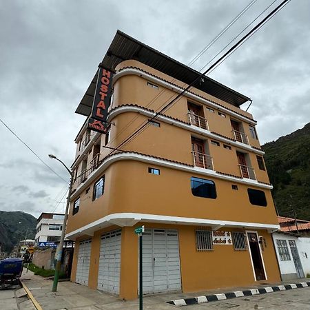 Hostal Tinkoj Chavín de Huantar Buitenkant foto