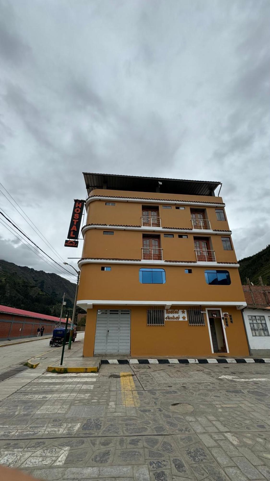 Hostal Tinkoj Chavín de Huantar Buitenkant foto