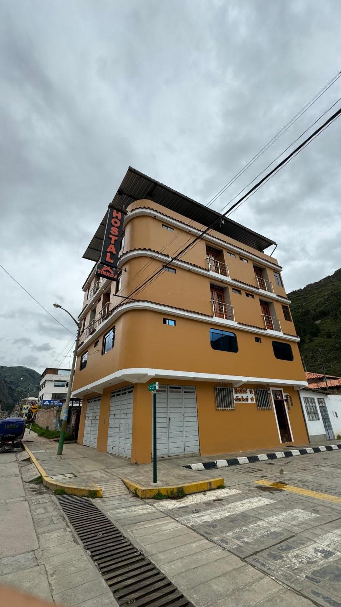 Hostal Tinkoj Chavín de Huantar Buitenkant foto