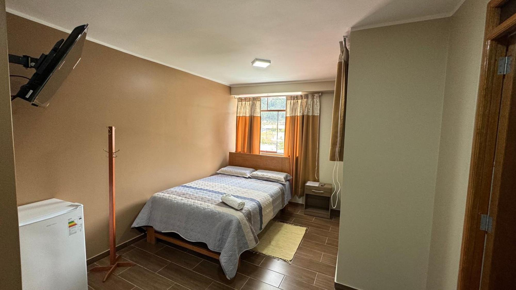 Hostal Tinkoj Chavín de Huantar Buitenkant foto