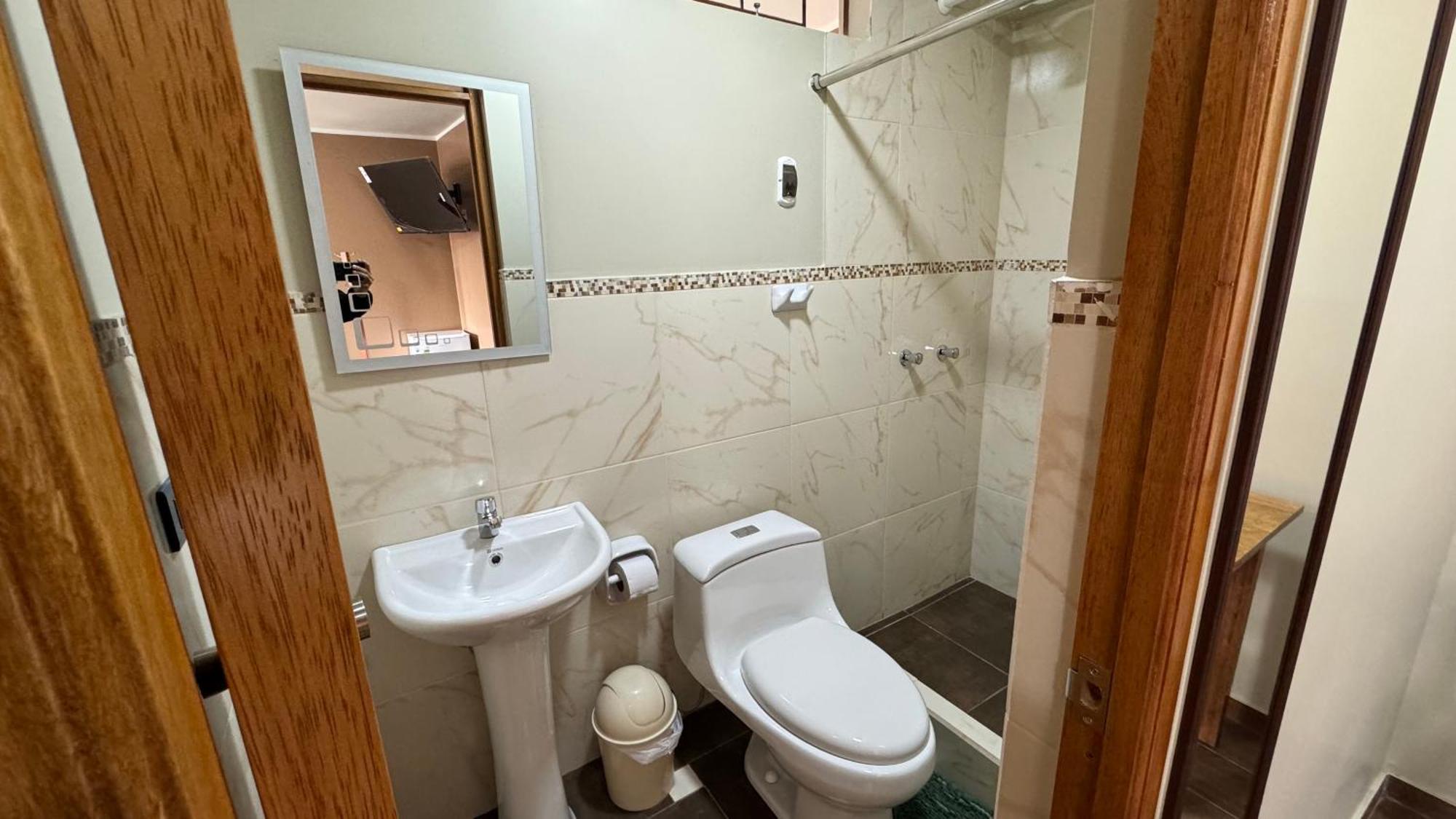 Hostal Tinkoj Chavín de Huantar Buitenkant foto